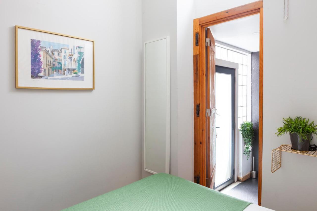 ליסבון Alfama Terrace Apartment With Authentic XVIII Tiles And Historic Notes 3 Bedrooms & 2 Bathrooms Ac מראה חיצוני תמונה