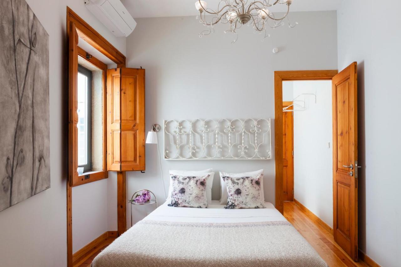 ליסבון Alfama Terrace Apartment With Authentic XVIII Tiles And Historic Notes 3 Bedrooms & 2 Bathrooms Ac מראה חיצוני תמונה