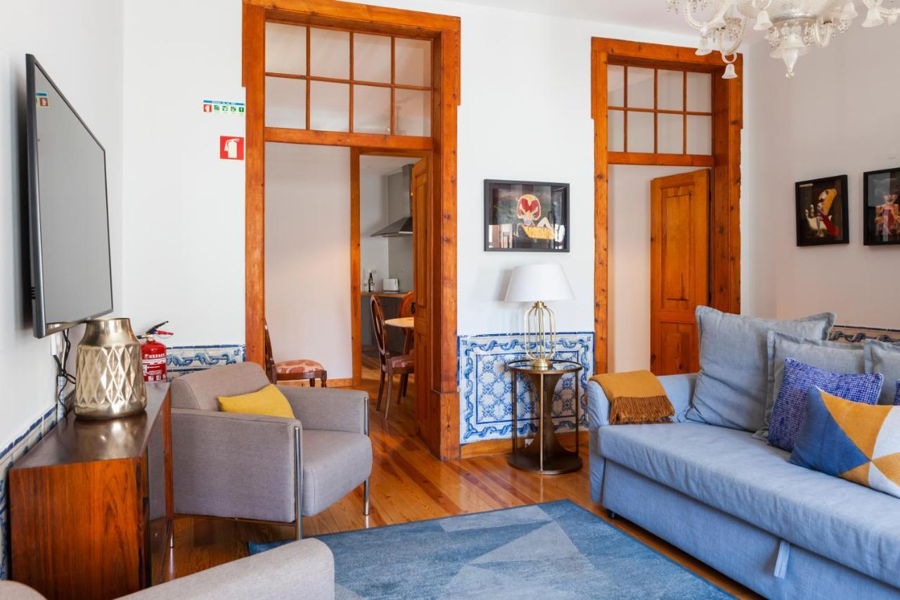ליסבון Alfama Terrace Apartment With Authentic XVIII Tiles And Historic Notes 3 Bedrooms & 2 Bathrooms Ac מראה חיצוני תמונה