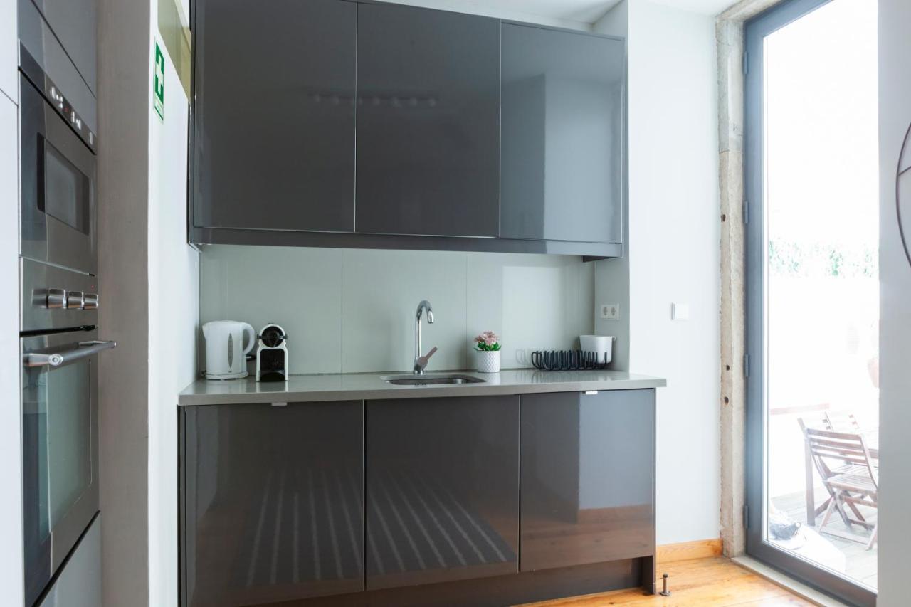 ליסבון Alfama Terrace Apartment With Authentic XVIII Tiles And Historic Notes 3 Bedrooms & 2 Bathrooms Ac מראה חיצוני תמונה