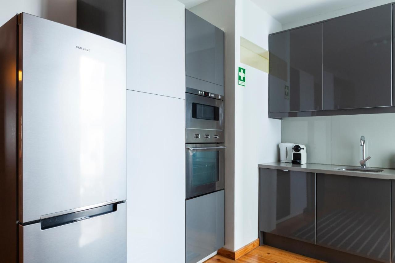 ליסבון Alfama Terrace Apartment With Authentic XVIII Tiles And Historic Notes 3 Bedrooms & 2 Bathrooms Ac מראה חיצוני תמונה