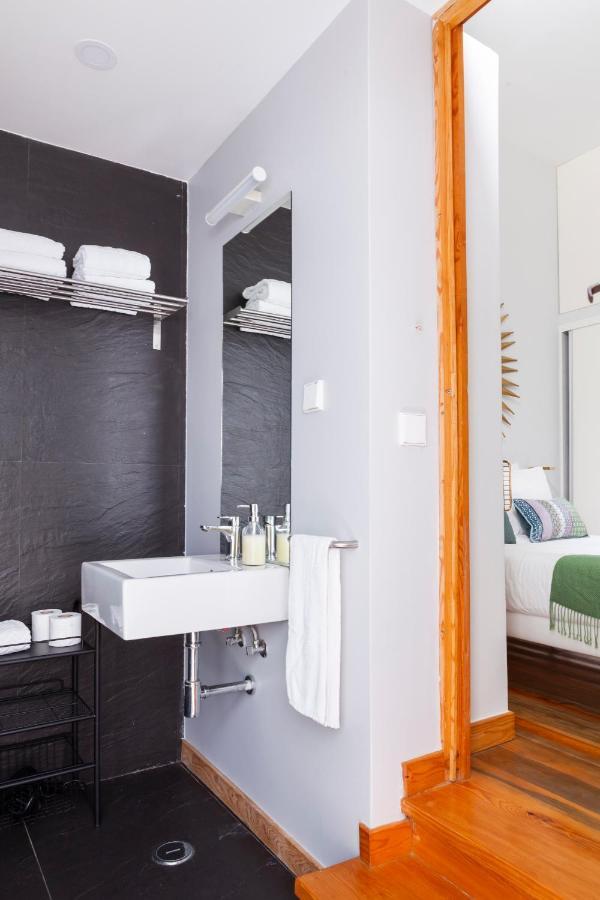 ליסבון Alfama Terrace Apartment With Authentic XVIII Tiles And Historic Notes 3 Bedrooms & 2 Bathrooms Ac מראה חיצוני תמונה