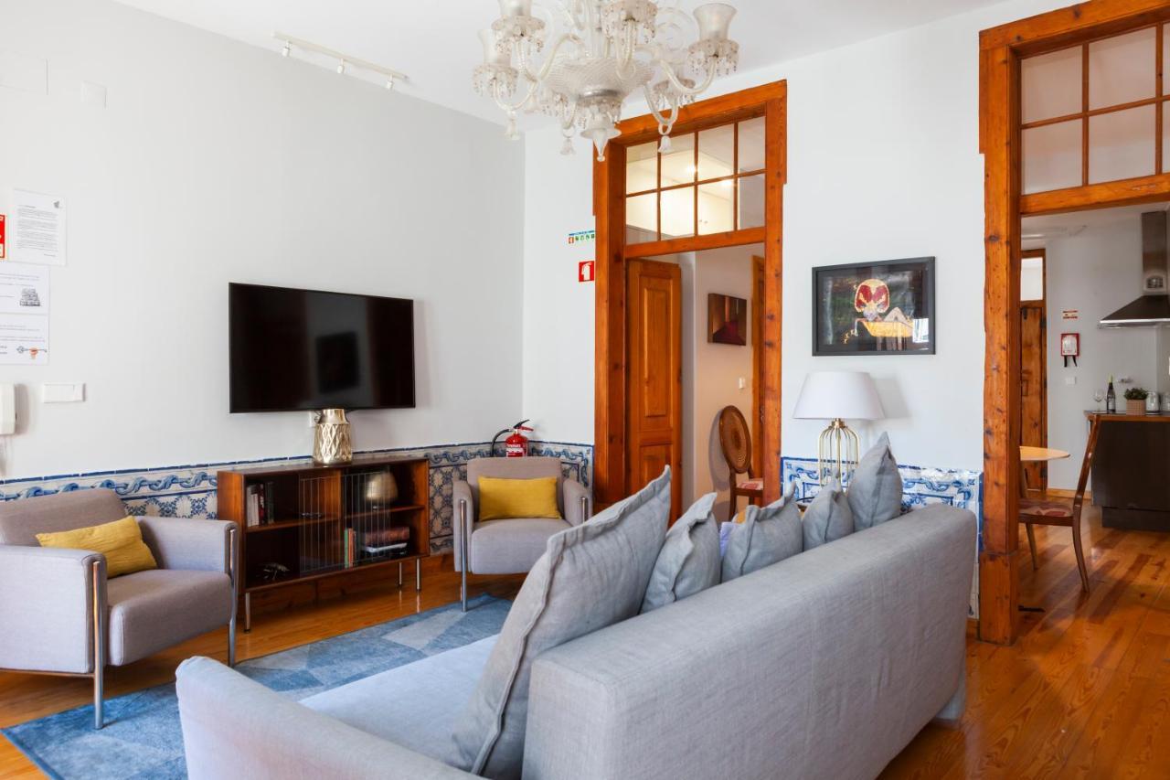 ליסבון Alfama Terrace Apartment With Authentic XVIII Tiles And Historic Notes 3 Bedrooms & 2 Bathrooms Ac מראה חיצוני תמונה