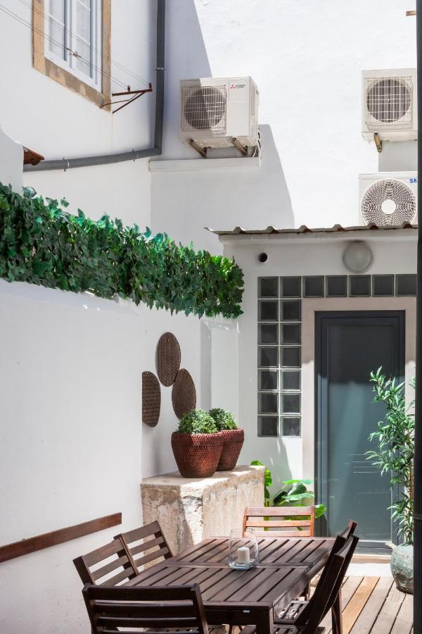 ליסבון Alfama Terrace Apartment With Authentic XVIII Tiles And Historic Notes 3 Bedrooms & 2 Bathrooms Ac מראה חיצוני תמונה