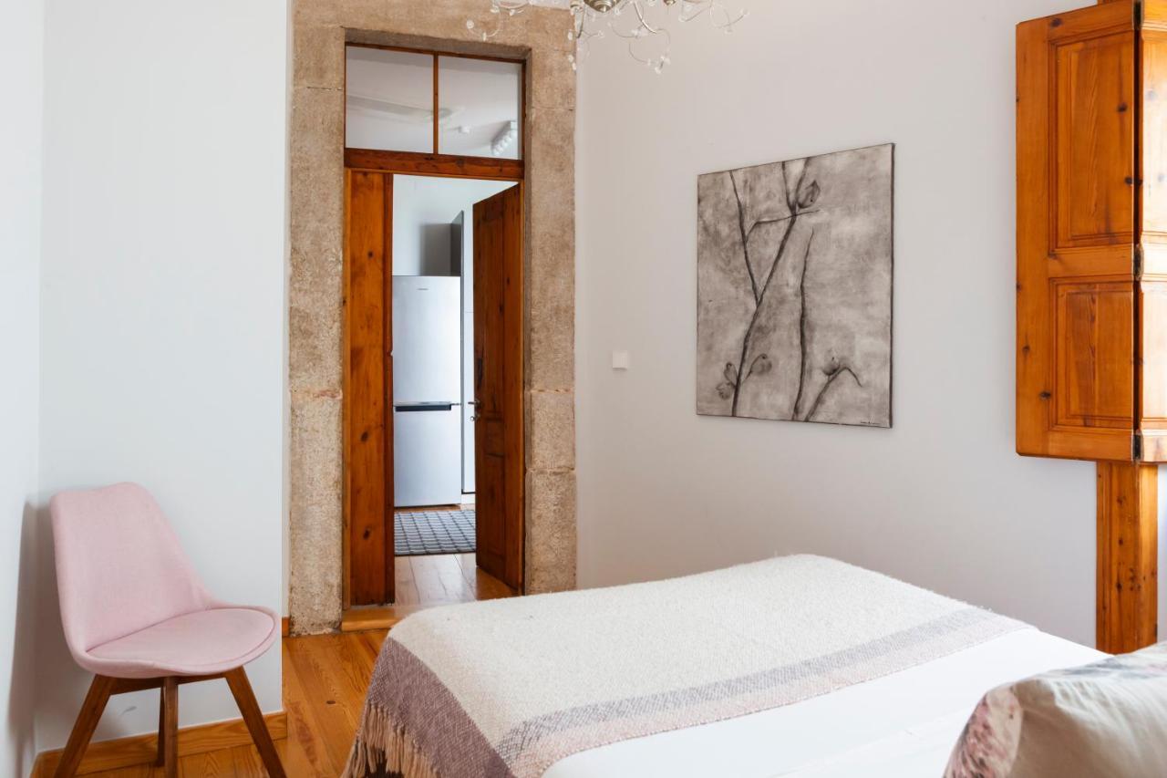 ליסבון Alfama Terrace Apartment With Authentic XVIII Tiles And Historic Notes 3 Bedrooms & 2 Bathrooms Ac מראה חיצוני תמונה