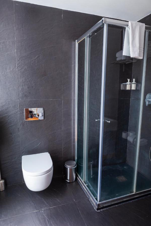 ליסבון Alfama Terrace Apartment With Authentic XVIII Tiles And Historic Notes 3 Bedrooms & 2 Bathrooms Ac מראה חיצוני תמונה